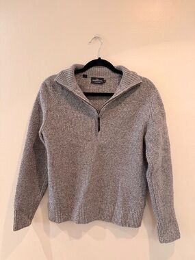 Rodd & Gunn Men's Half-Zip Collar Sweater - Gray - Barely Worn
